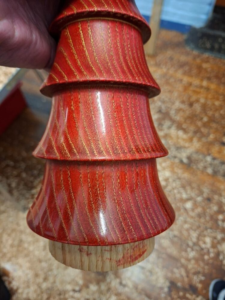 20250911_214906Red